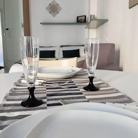 Apartment Misurata - *